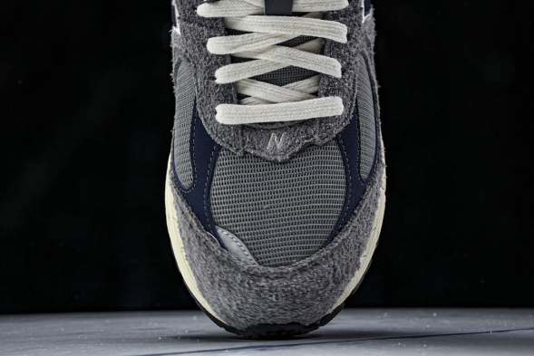 New Balance 2002R M2002REL 