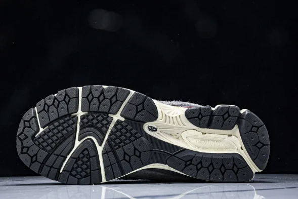 New Balance 2002R M2002REL 
