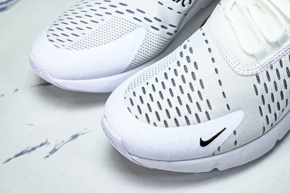 Nike Air Max 270 AH8050 100 