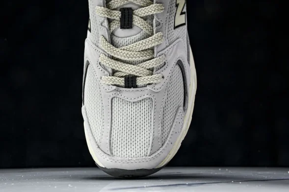 New Balance 530 MR530DG 