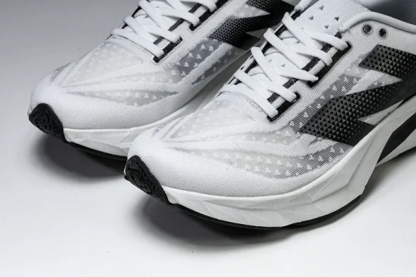 New Balance FuelCell Rebel V4 MRCELK4  
