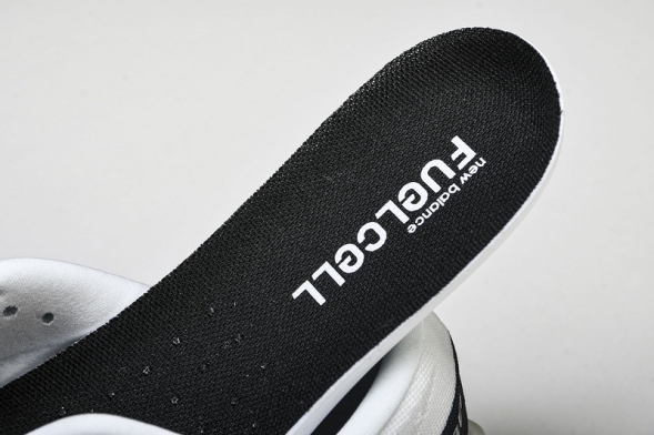 New Balance FuelCell Rebel V4 MRCELK4  