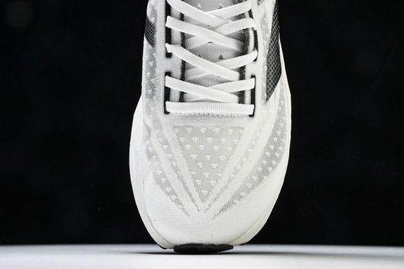 New Balance FuelCell Rebel V4 MRCELK4  