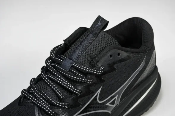Mizuno Astro Plus D1GH240101 