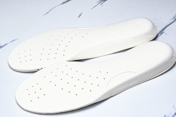 Hoka Rincon 4 1155131 WWH 