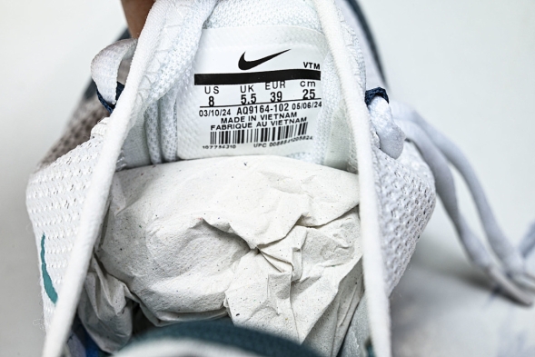 Nike Air Max 270 AQ9164 102 