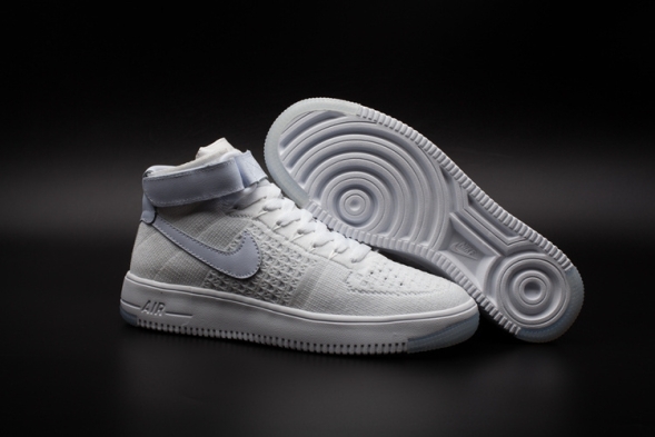 NIKE AIR FORCE 1 ULTRA FLYKNIT 