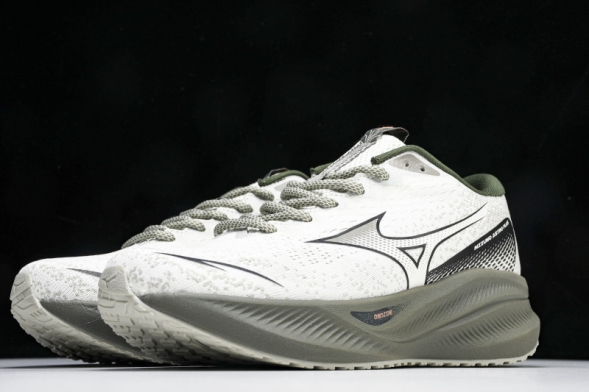 Mizuno Astro Plus D1GH240110 