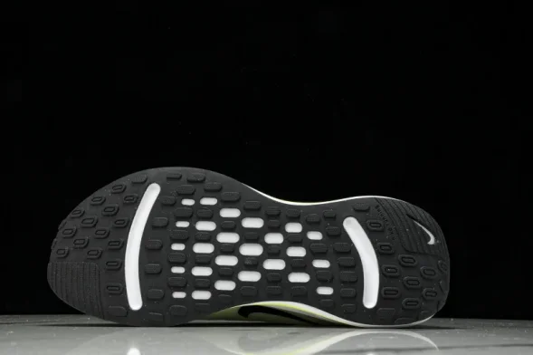Nike Journey Run FN0228-700 