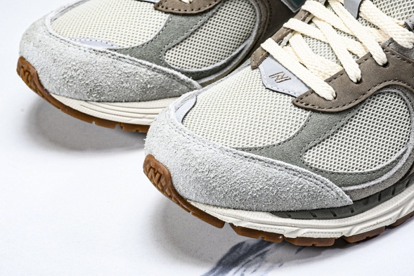 New Balance 2002R M2002RAM 