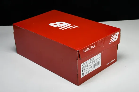 New Balance FuelCell Rebel V4 MFCXLL3 