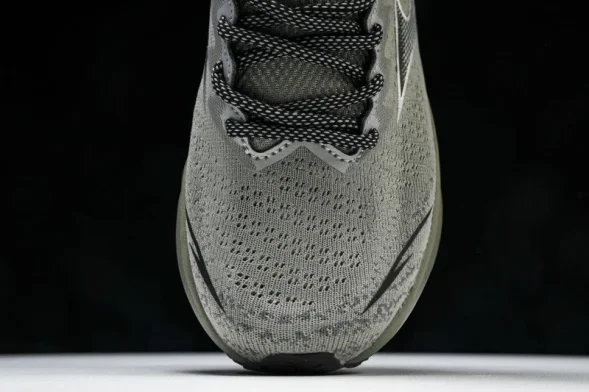 Mizuno Astro Plus D1GH240102 