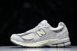 New Balance 2002R M2002RLN