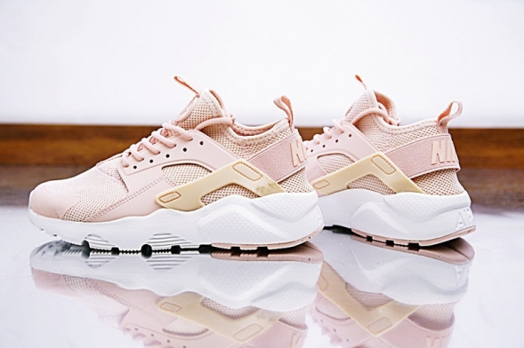 NIKE AIR HUARACHE RUN ULTRA ID 833147-801 