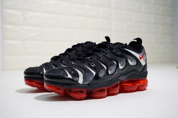 Nike Air VaporMax TN Plus AQ8632-001 