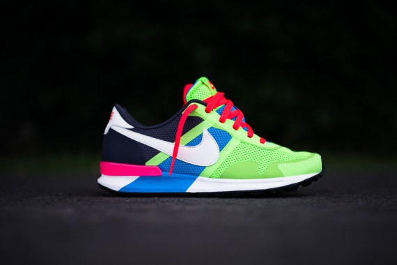 Nike Air Pegasus 83/30 ‘Flash Lime/Sail-Blue’  