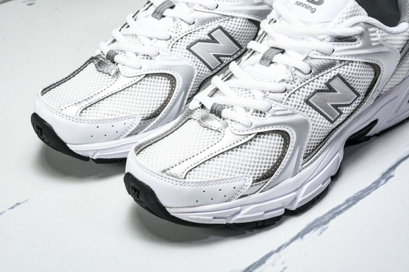 New Balance 530 MR530AD 