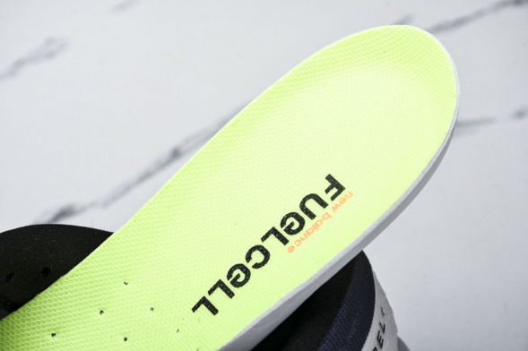 New Balance FuelCell Rebel V4 MFCXLK4 