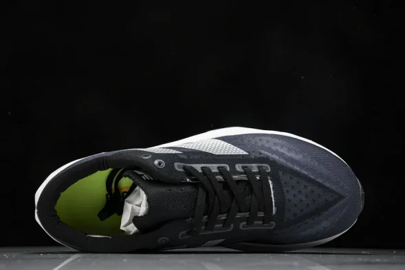New Balance FuelCell Rebel V4 MFCXLK4 