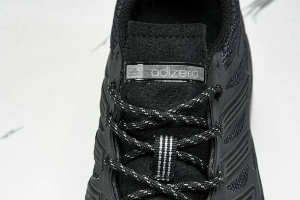 Adidas Adizero Aruku 