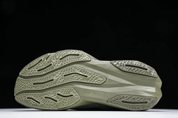 New Balance FuelCell Rebel V4 MFCXLF4 