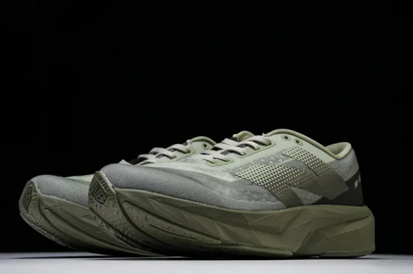 New Balance FuelCell Rebel V4 MFCXLF4 
