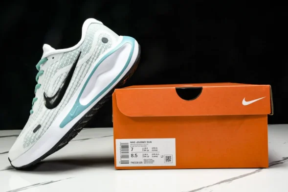 Nike Journey Run FNO228 105 