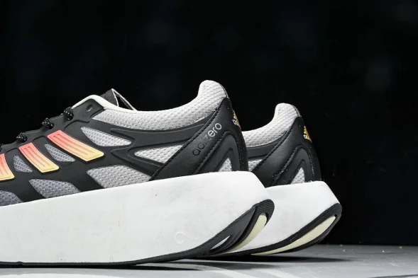 Adidas Adizero Aruku 