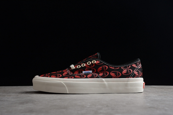 Vans X MOONEYES Authentic 44 DX VN0A5KX4AVO 