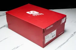 New Balance FuelCell Rebel V4 MFCXLB4 
