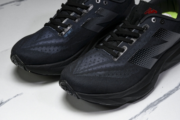 New Balance FuelCell Rebel V4 MFCXLB4  