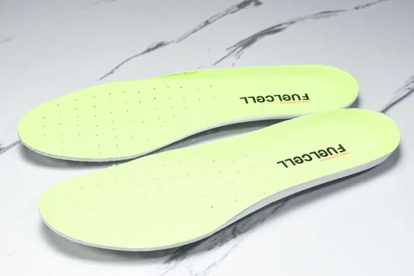 New Balance FuelCell Rebel V4 MFCXLB4  