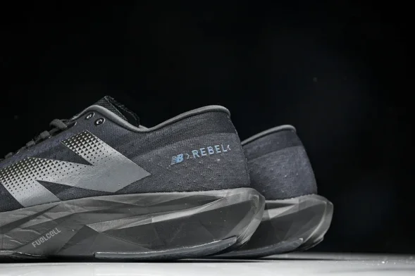 New Balance FuelCell Rebel V4 MFCXLB4  