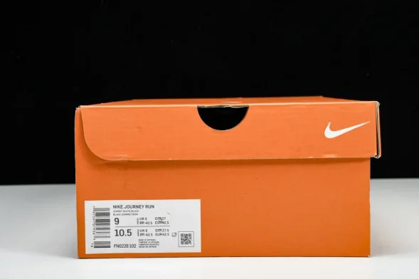 Nike Journey Run FN0228-102 