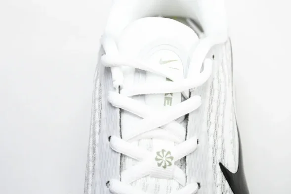 Nike Journey Run FN0228-102 