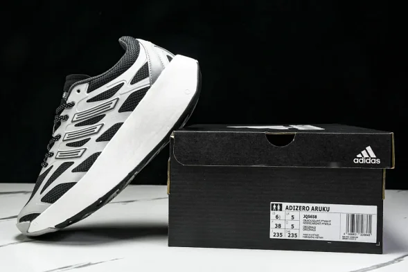 Adidas Adizero Aruku 