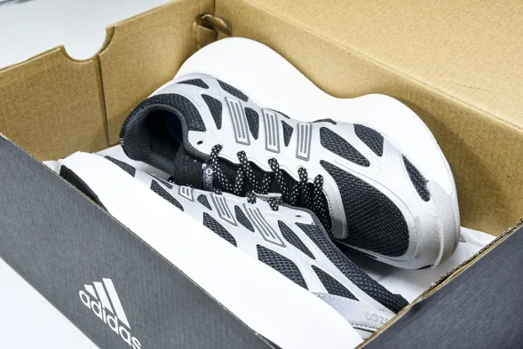 Adidas Adizero Aruku 