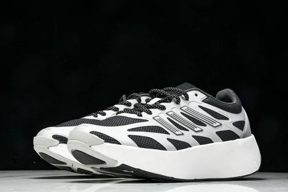 Adidas Adizero Aruku 