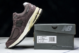 New Balance 2002R M2002RCD