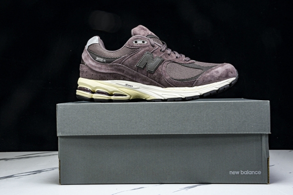 New Balance 2002R M2002RCD 