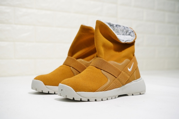 Nike Wmns Golkana Boot 962513-206 