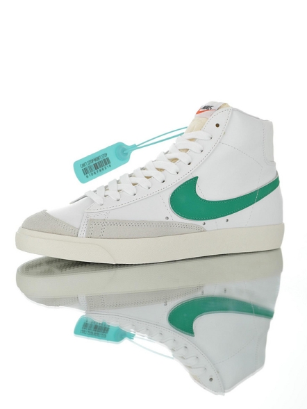 ​​Nike Blazer Mid  