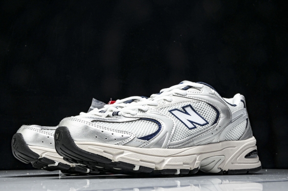 New Balance 530 MR530KA 