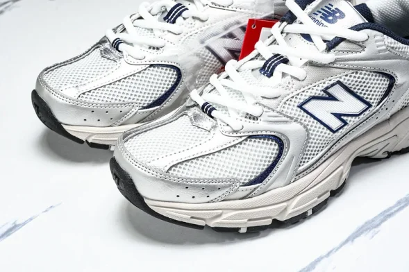 New Balance 530 MR530KA 