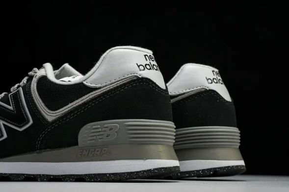 New Balance 574 ML574EVB 