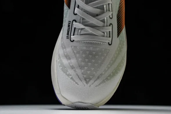 New Balance FuelCell Rebel V4 MFCPZSX 