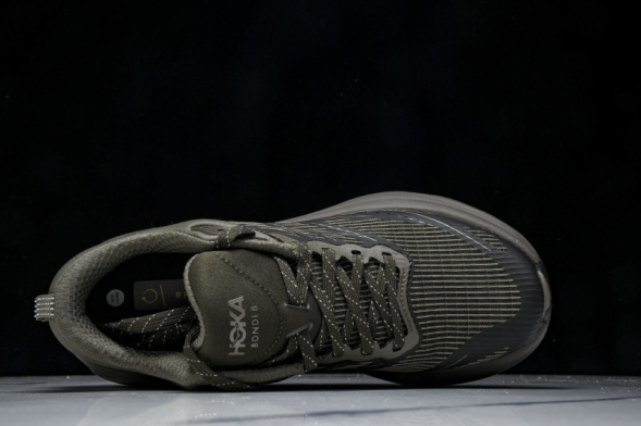 HOKA Bondi 8 1155391 UBR 