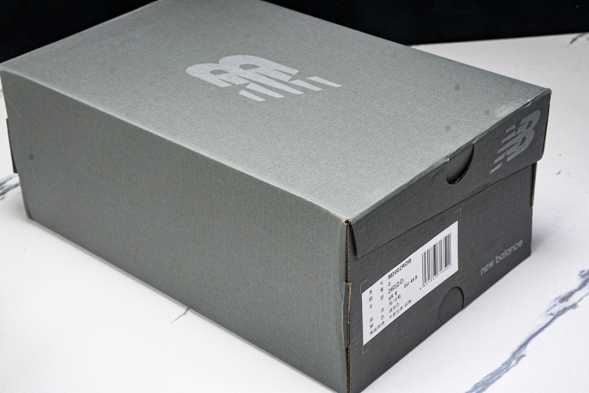 New Balance 2002R M2002RDB 