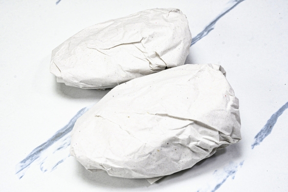 New Balance 2002R M2002RDB 