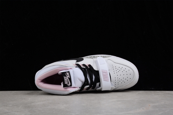 Nike Air Jordan Legacy 312 high. AT4040-106 